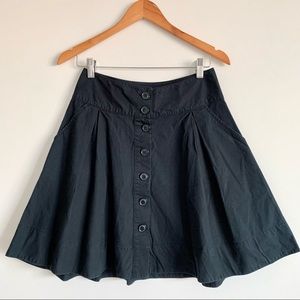 H&M Black Pleated Mini Skirt with Pockets
